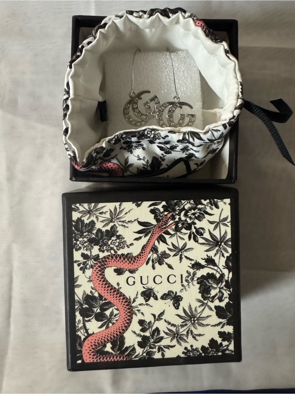 Gucci Silvery Crystal Double interlocking GG Hook Drop Earrings w/pouch and box - Picture 7 of 10